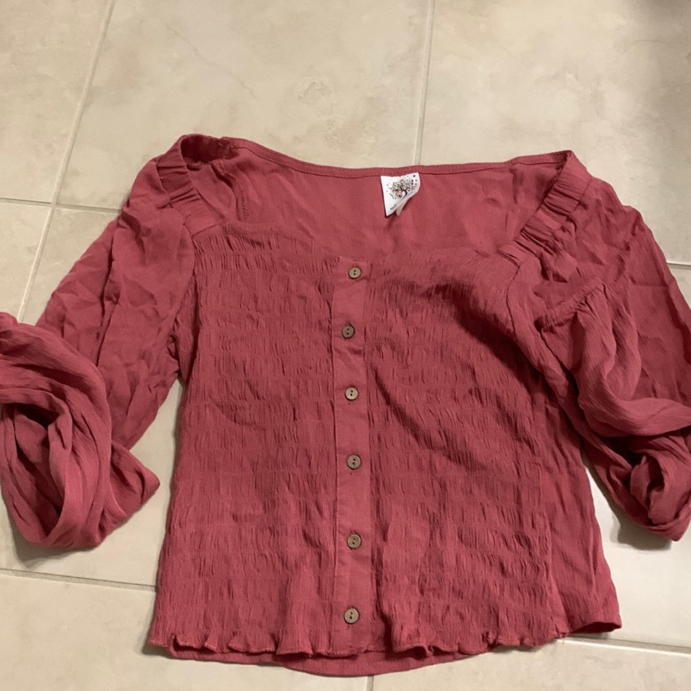 Long sleeve top